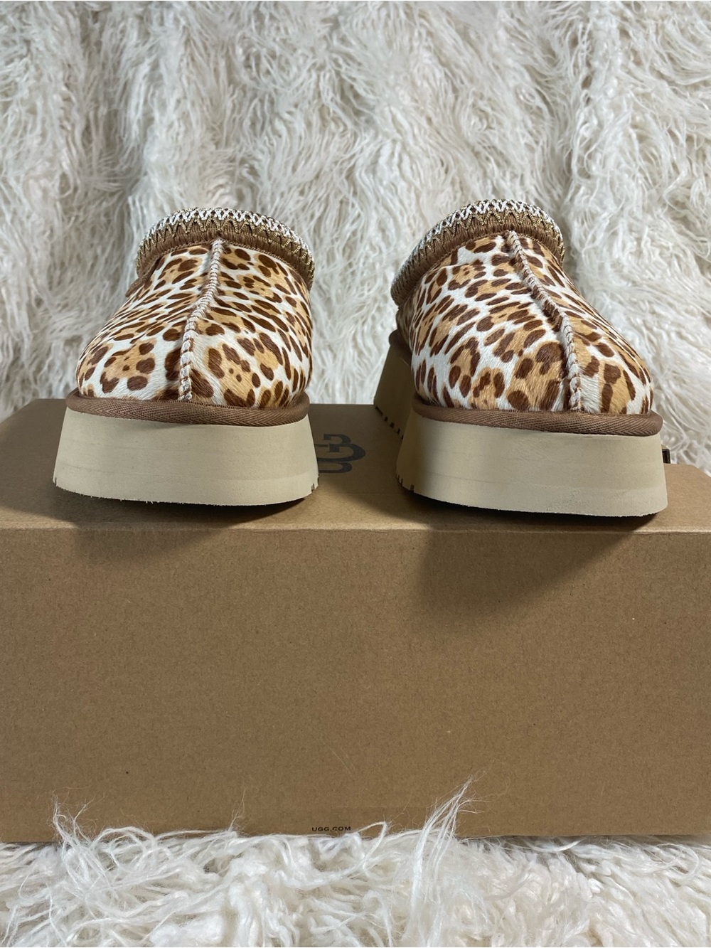 🐆 NWT 🐆 UGG Tazz Plains Leopard Print Slippers, Size 9 - Picture 11 of 13